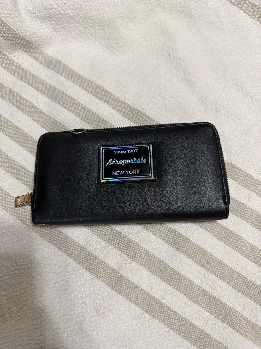 Aeropostale Black Zip Wallet with Holographic Logo Plaque